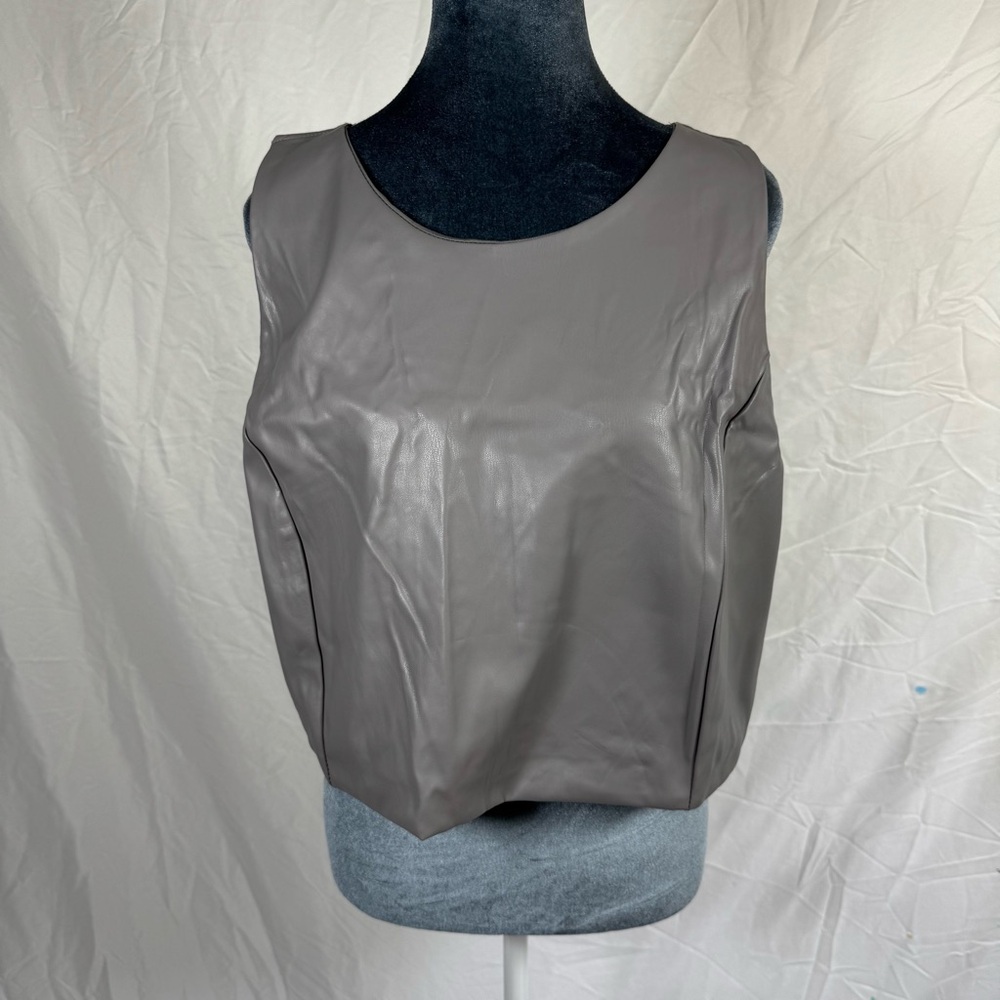 NWT Gray Tahari Sport Tank Top, Size 2x